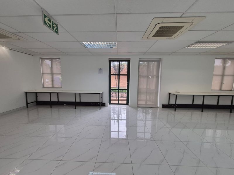 Prime Rivonia Road Opportunity – Versatile Ground Floor Space Opposite The Wedge, Minutes from Sandton CBD - Photo 9