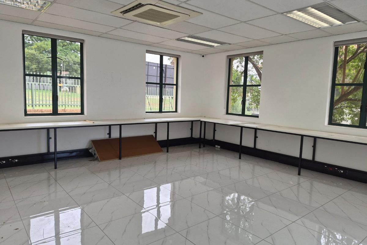 Prime Rivonia Road Opportunity – Versatile Ground Floor Space Opposite The Wedge, Minutes from Sandton CBD - Photo 5