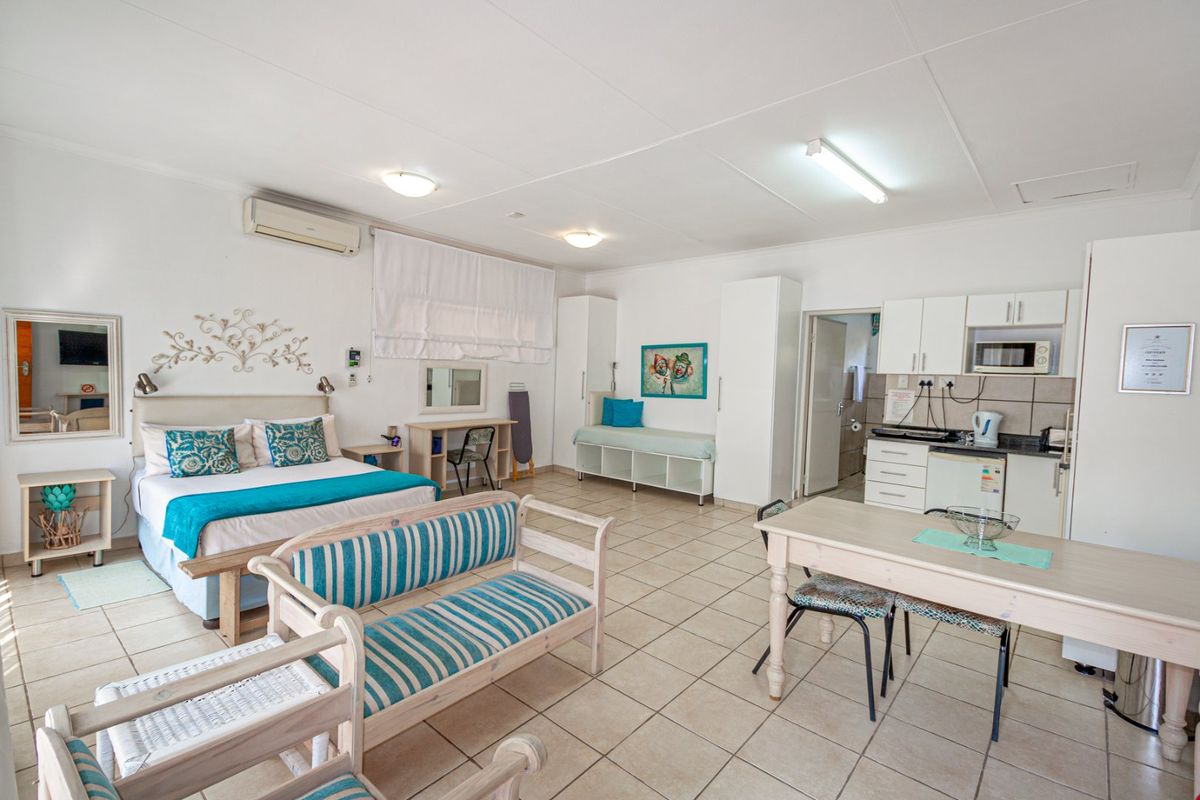 Guesthouse for Sale in Hennopspark – Prime Investment Opportunity - Photo 2