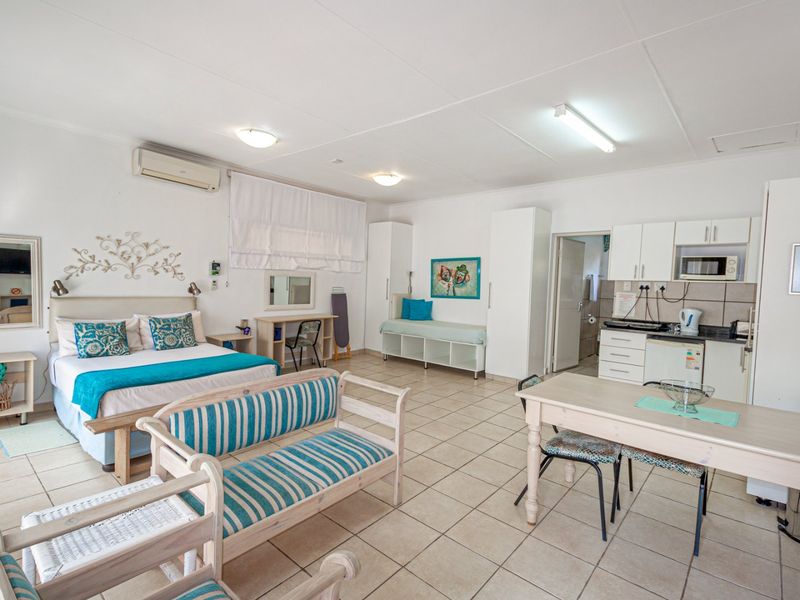 Guesthouse for Sale in Hennopspark – Prime Investment Opportunity - Photo 2