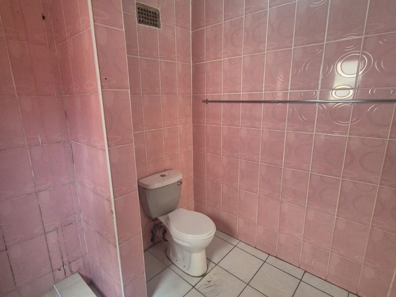 1 Bedroom Granny Cottage R3900 pm - Photo 6