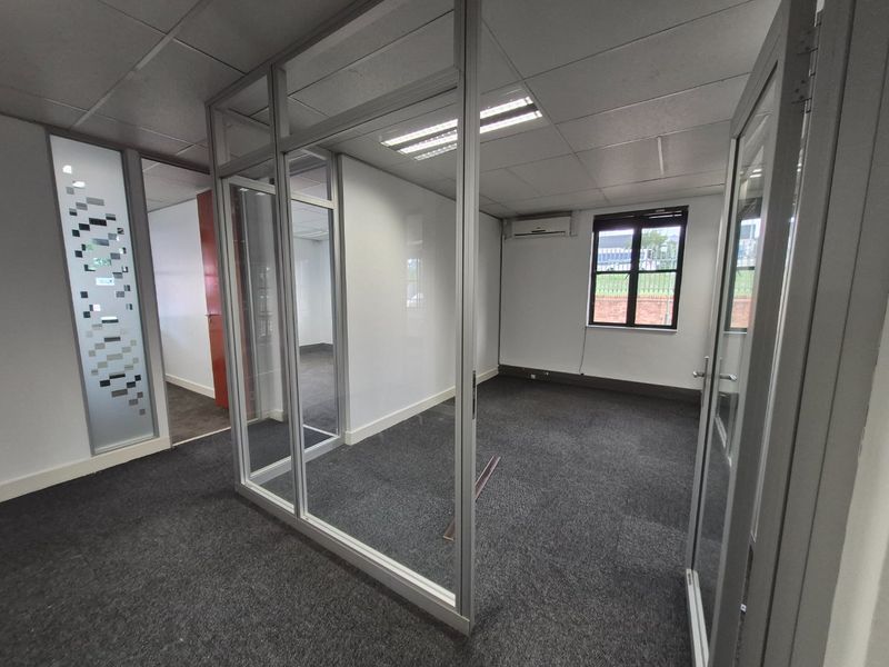 280m2 Prime Office Space Opposite The Wedge – Morningside Close Office Park - Photo 9