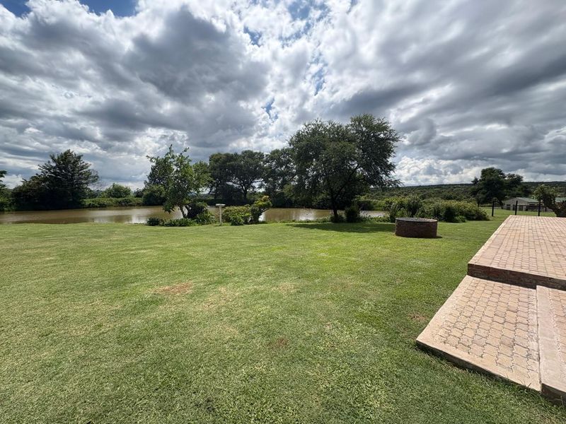 446 Hectare Bushveld Cattle Farm for Sale – Waterberg Region, Limpopo - Photo 8