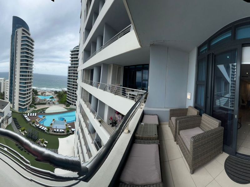 Stylish 2 Bedroom, 2 Bathroom Apartment in Umhlanga - Photo 1