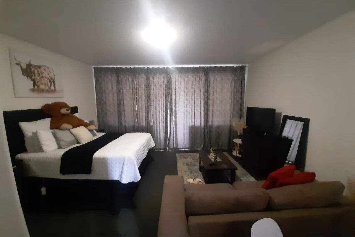 1 Bedroom Apartment for Sale in Arcadia  - Photo 2