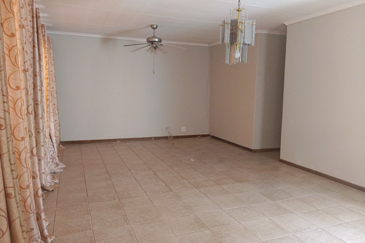 Modern 3-Bedroom Townhouse in Prime Bendor Location - Photo 3