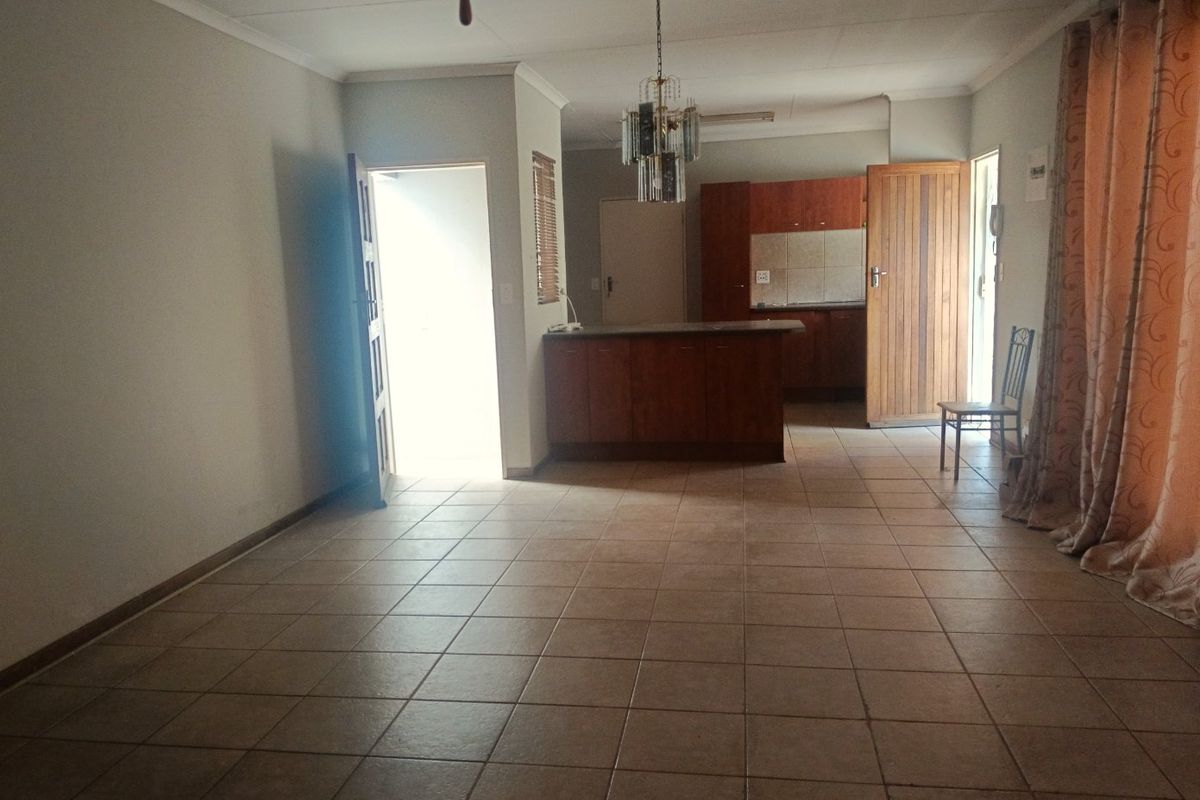 Modern 3-Bedroom Townhouse in Prime Bendor Location - Photo 5