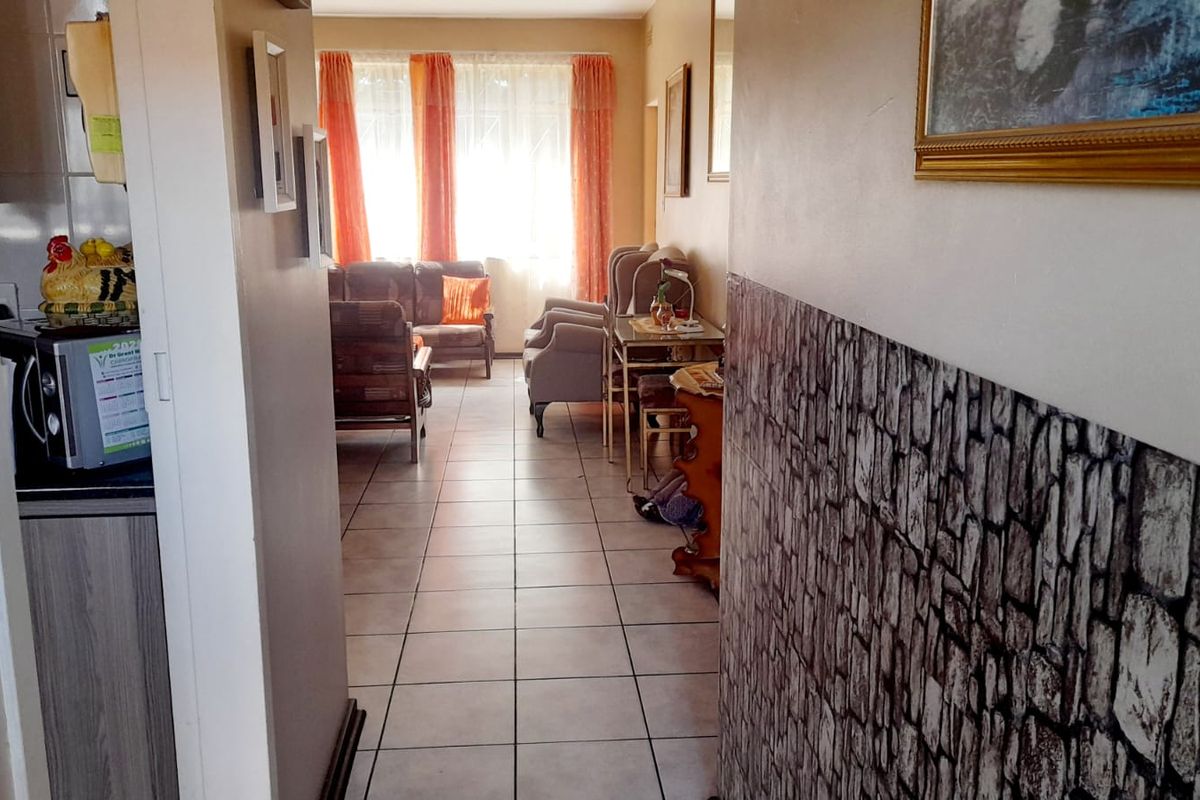 Ready to move neatness - Ground Floor apartment - Photo 4