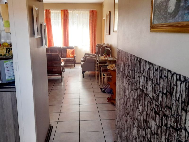 Ready to move neatness - Ground Floor apartment - Photo 4