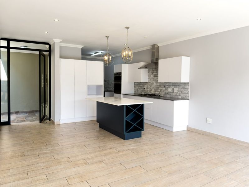 Luxury Waterfront Living with Private Canal Access - Photo 7