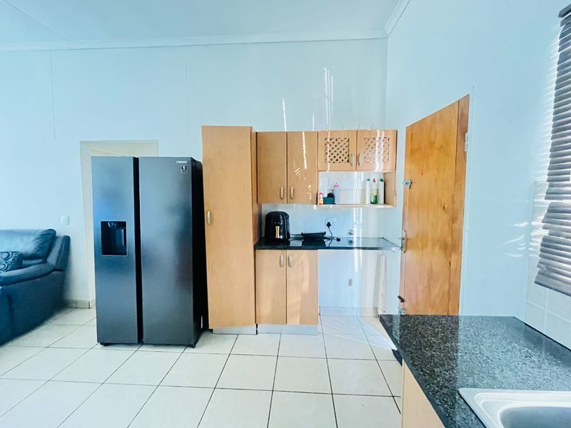 Charming 2-Bedroom House in a secure Pretoria North Estate  Your Dream Home Awaits!  - Photo 7
