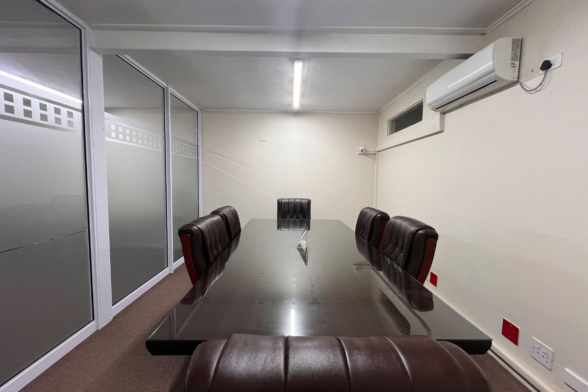 Two-Level Office Building with High Visibility in Prime Essenwood - Photo 5