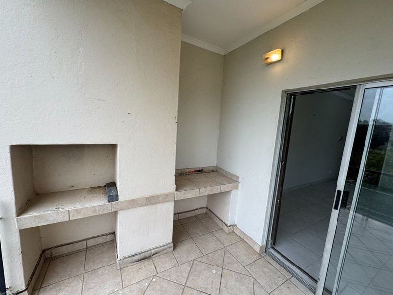 Comfort and style in the heart of Country View - Photo 7