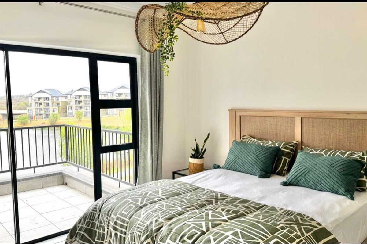 Modern 2Bedroom Furnished Apartment with Lake Views Kikuyu Waterfall, Midrand - Photo 4