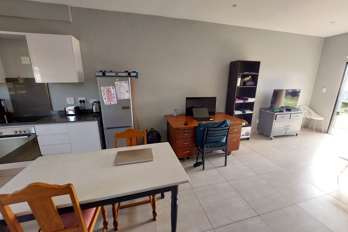 2 Bedroom 80m2 Ground Floor Apartment in Secure Estate - Photo 4