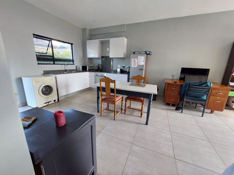 2 Bedroom 80m2 Ground Floor Apartment in Secure Estate - Photo 3