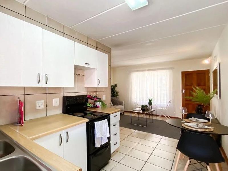 Modern 1 & 2 Bedroom Apartments for Sale in Comet, Boksburg | Secure Living | All Costs Included - Photo 8