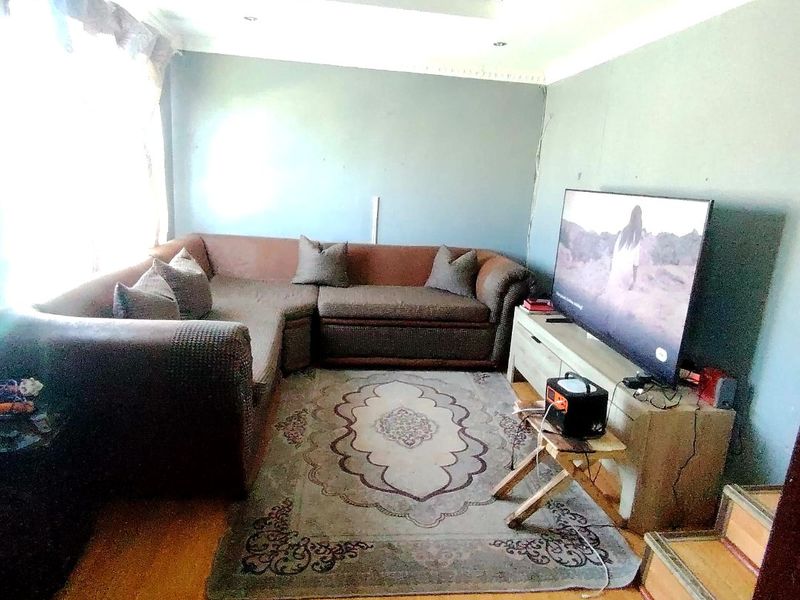 2 Bedroom House for Sale in Mdantsane Nu15  - Photo 6