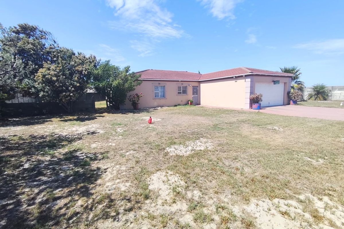 HIGH-EXPOSURE PROPERTY ON STRANDFONTEIN MAIN ROAD | 41,930 SQM | AGRICUTURAL BUSINESS & INVESTMENT OPPORTUNITY for R3 990 000 (EX VAT) - Photo 5