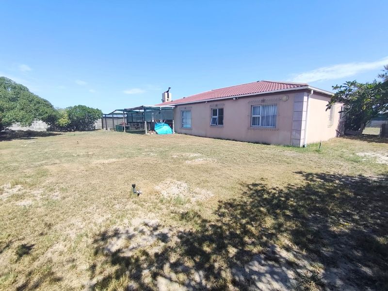HIGH-EXPOSURE PROPERTY ON STRANDFONTEIN MAIN ROAD | 41,930 SQM | AGRICUTURAL BUSINESS & INVESTMENT OPPORTUNITY for R3 990 000 (EX VAT) - Photo 7