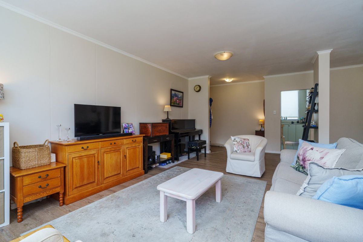 Rare Ground-Floor Living in Marlborough Park | Claremont Upper - Photo 5