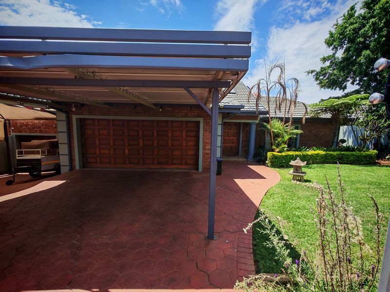 Immaculate Montana Park Family Entertainer Home - Photo 5