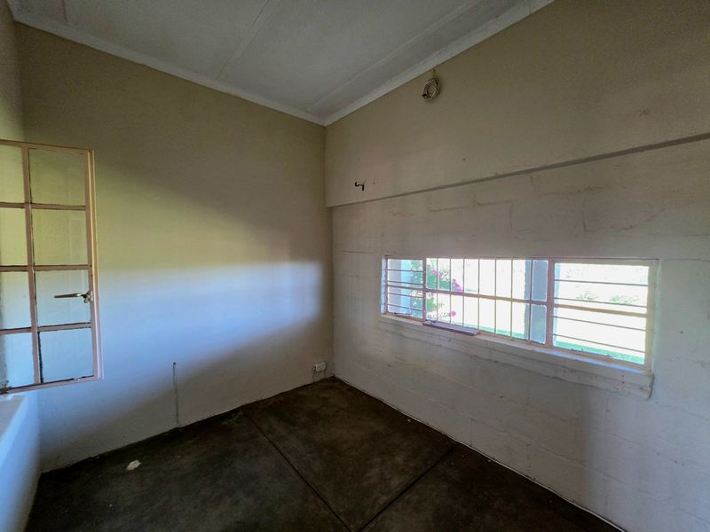 Space, Views & Potential – 18ha Smallholding with Two Dwellings - Photo 9