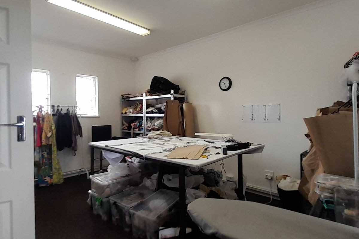 80m2 Office Space - Photo 3