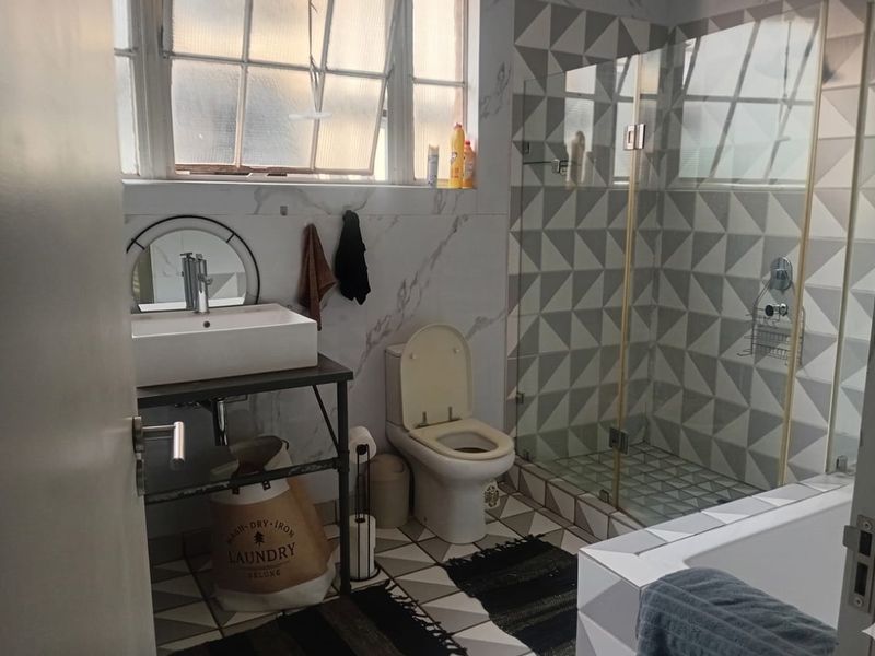 High Return 1 Bedroom investment in the heart of Maboneng - Photo 8