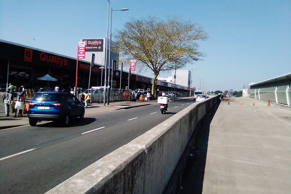 Retail Property in Pinetown Central Josiah Gumede Road - Photo 3