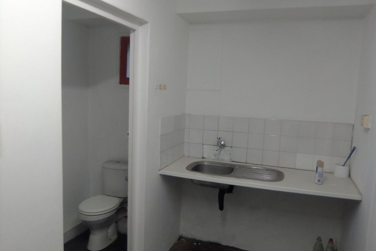 Retail Property in Pinetown Central Josiah Gumede Road - Photo 5