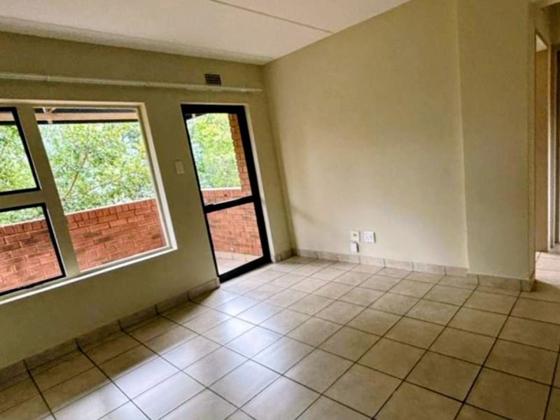 Secure 2 Bed Apartment with Balcony in Lifestyle Estate - Photo 10