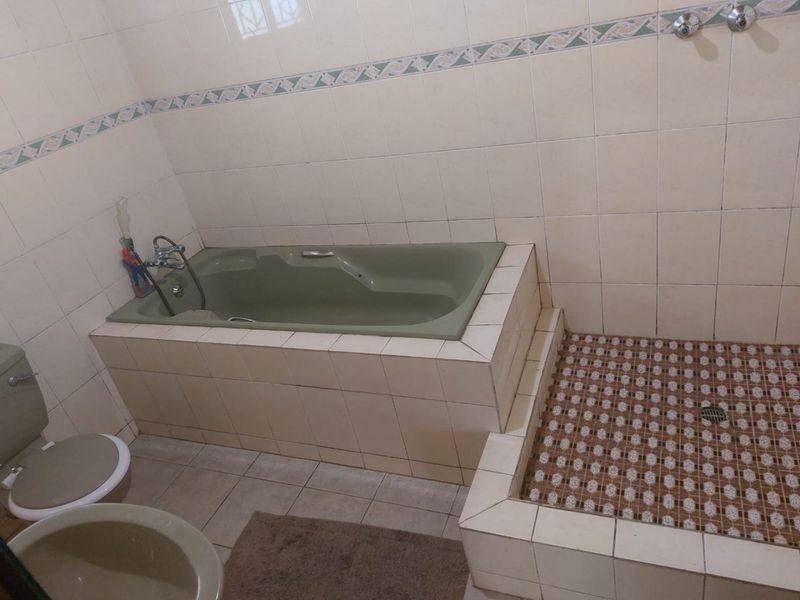 GREAT STARTER HOME - Photo 4