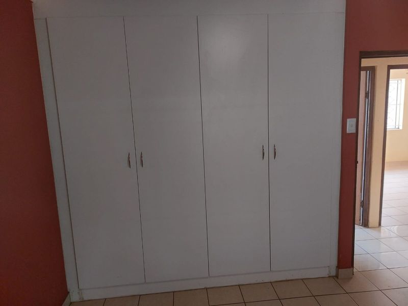 GREAT STARTER HOME - Photo 9