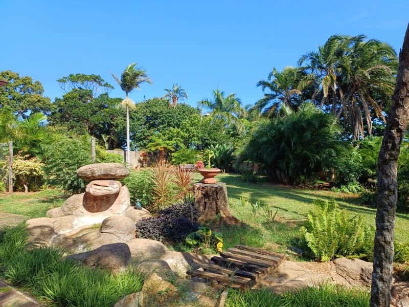 Modern 4 Bedroom double storey home - Photo 2