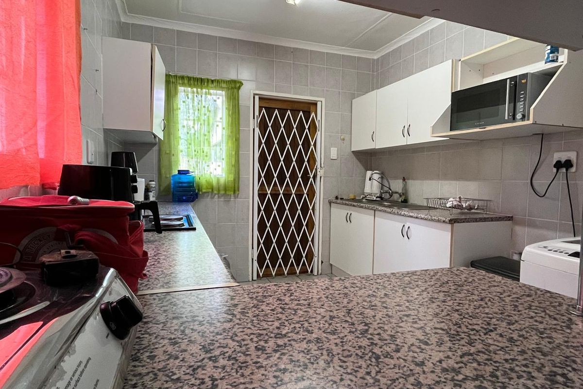 Affordable 2 Bedroom Units with Great Potential – Ideal Investment Opportunity! Standerton Central - Photo 3