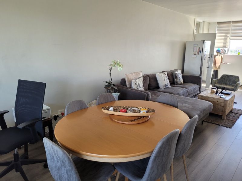 2 Bedroom apartment - Millpark Milnerton - Photo 8