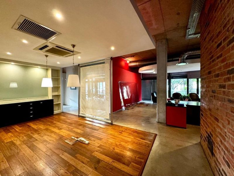 Modern Ground Floor Office to let at 4 Karen Street, Bryanston Sandton  - Photo 2