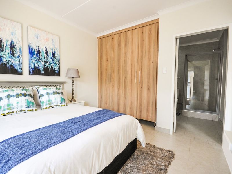 1 Bedroom, 1 Bathroom Apartment for sale in Founders Hill Crescent, Modderfontein! - Photo 10