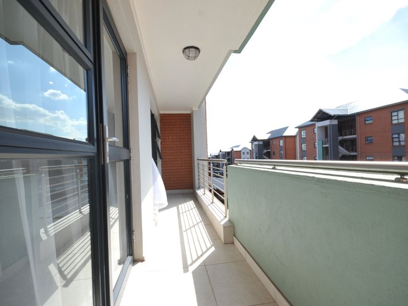 1 Bedroom, 1 Bathroom Apartment for sale in Founders Hill Crescent, Modderfontein! - Photo 7