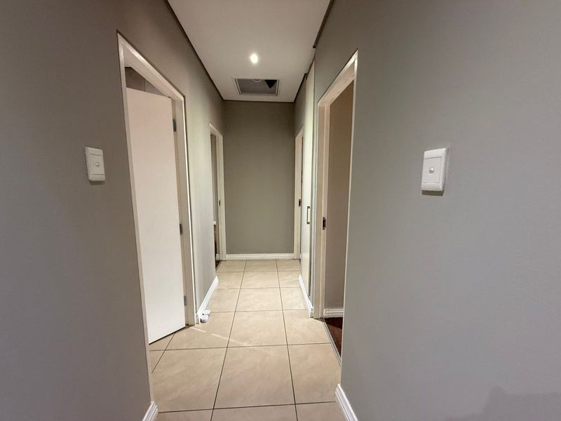 La Lucia Ridge - Spacious apartment in 24 hour security complex- - Photo 10