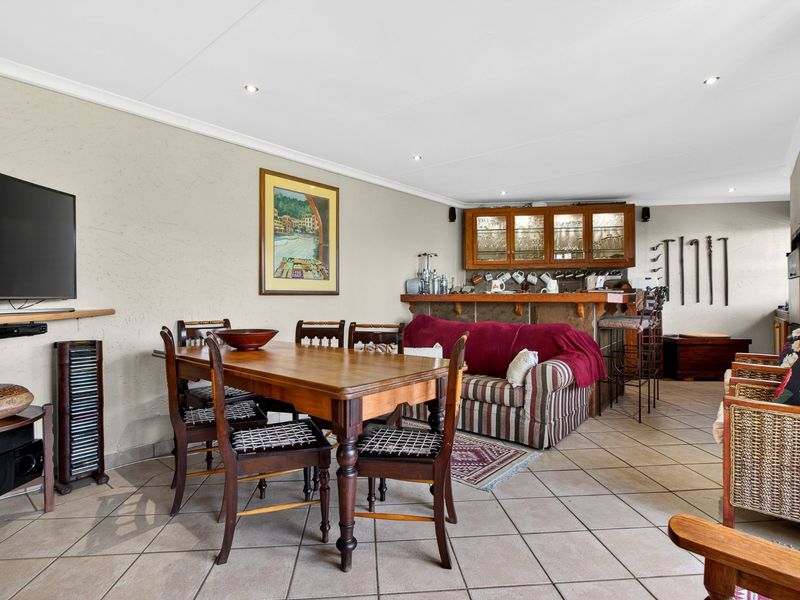 LIFESTYLE ESTATE LIVING 3 BEDROOM HOUSE IN SECURE COMPLEX - Photo 3