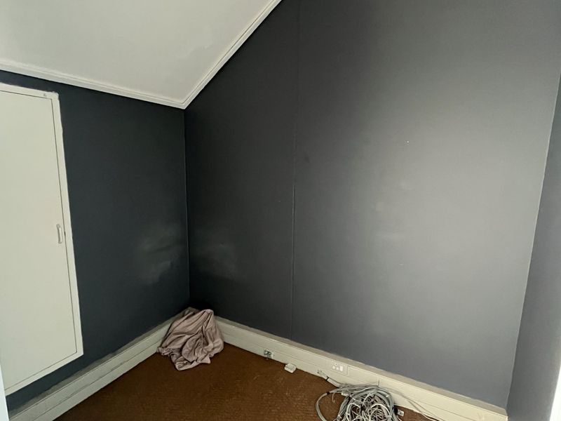 100m2 Commercial Space to Let  - Photo 5