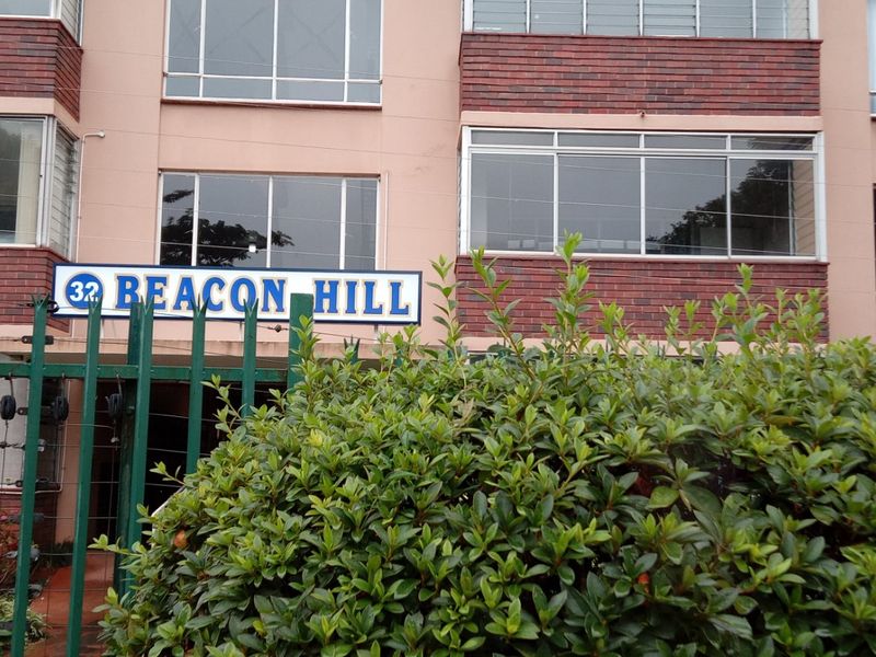 2 Bedroom Apartment in Clarendon - Photo 7