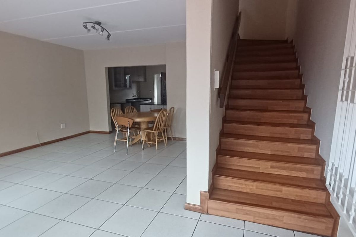 A Home Ready For It's Next Chapter... - Photo 5