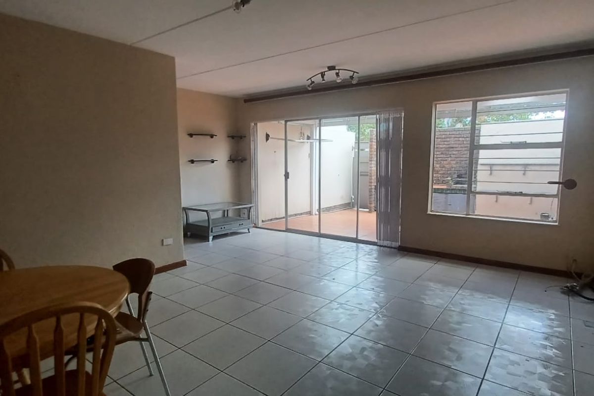 A Home Ready For It's Next Chapter... - Photo 3