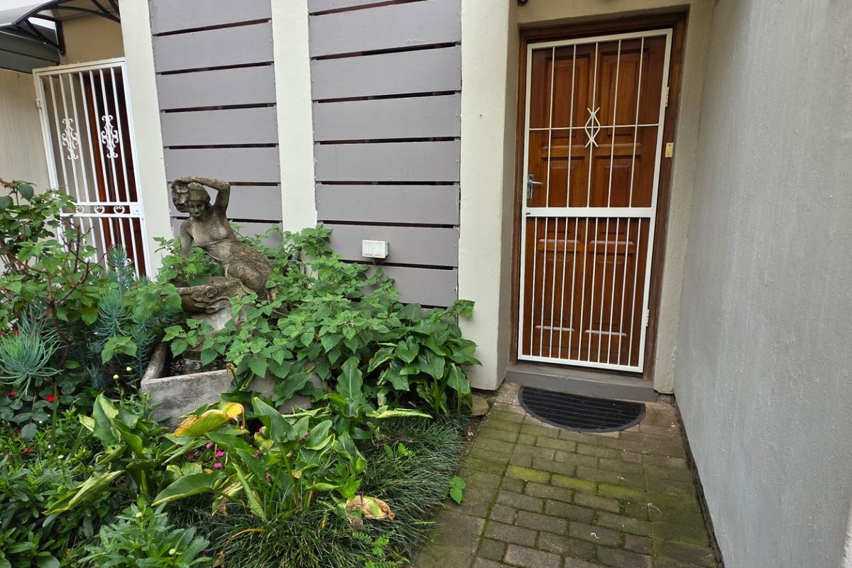 A Home Ready For It's Next Chapter... - Photo 2