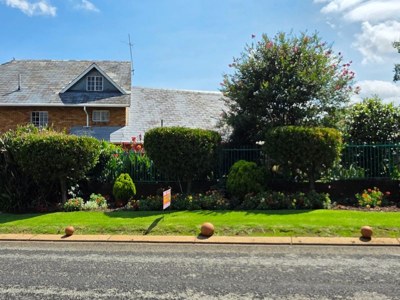 Where Family Living Feels Like a Vacation - Photo 2