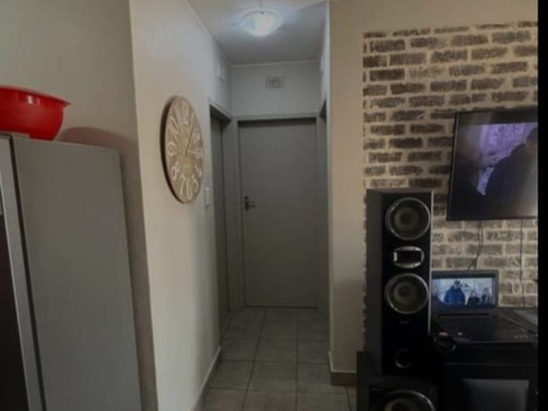 2 bedroom Apartment For sale in Lotus garden  - Photo 6