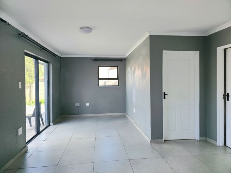 2 bedroom 1 bathroom Cottage for rent. - Photo 5